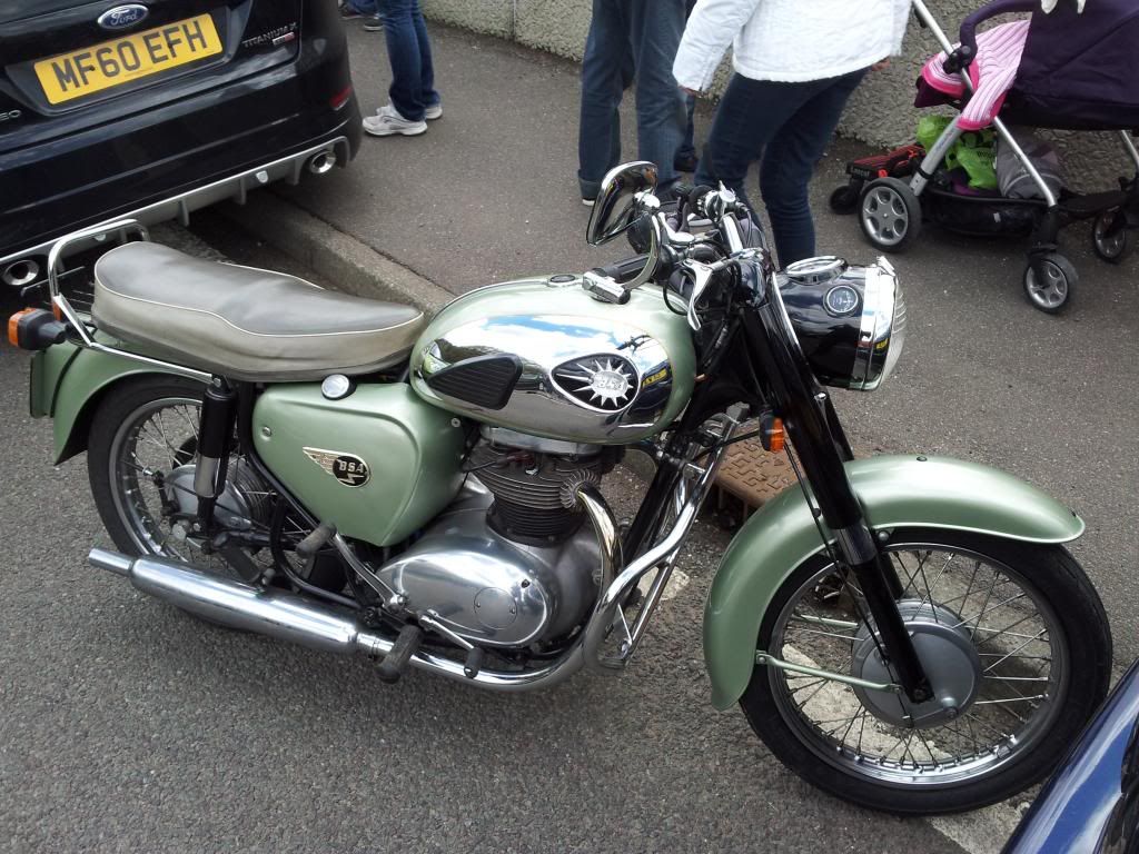 [Image: 20130516_131239_zps4c017529.jpg]
