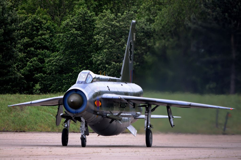 Iconic Aircraft Aviation Forum • View Topic - Cold War Jets ...