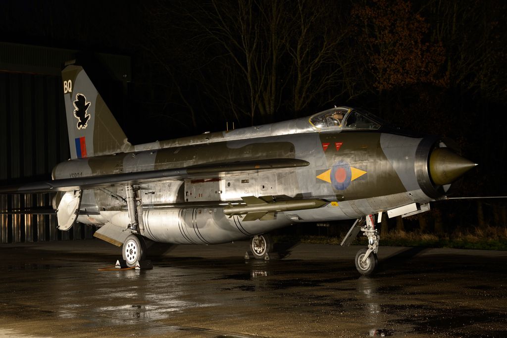 http://i910.photobucket.com/albums/ac307/hydealfred/Bruntingthorpe%20Feb%202013/DSC_3017_zps8f05b4e6.jpg