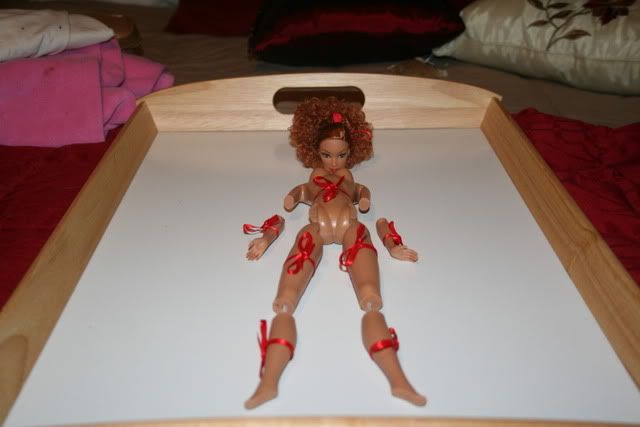 2009-12-24IceTruckKillerDollDisp-2.jpg