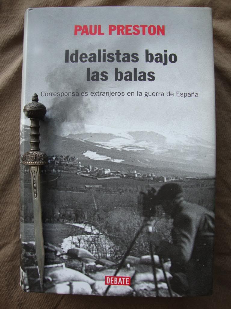 photo 216IdealistasBajolasbalas_zpsb10bdb02.jpg
